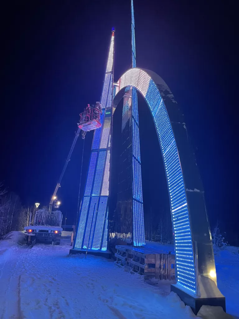 Стела в Салехарде