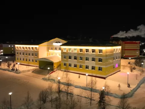 Школа №2 в Тарко-Сале