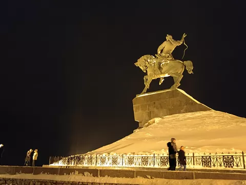 Подсветка памятника