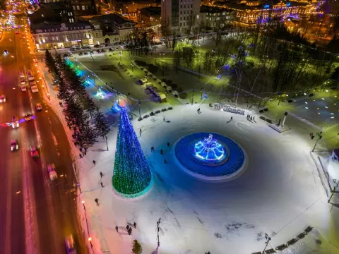 Городская елка