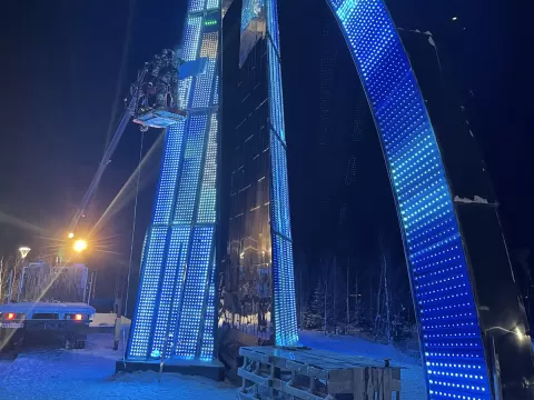 Салехард стела 66 параллель